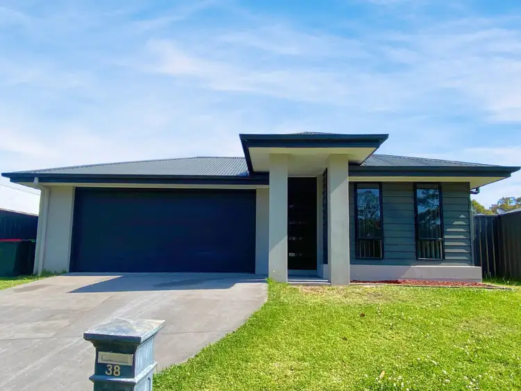 38 Transfield Avenue, Edgeworth NSW 2285