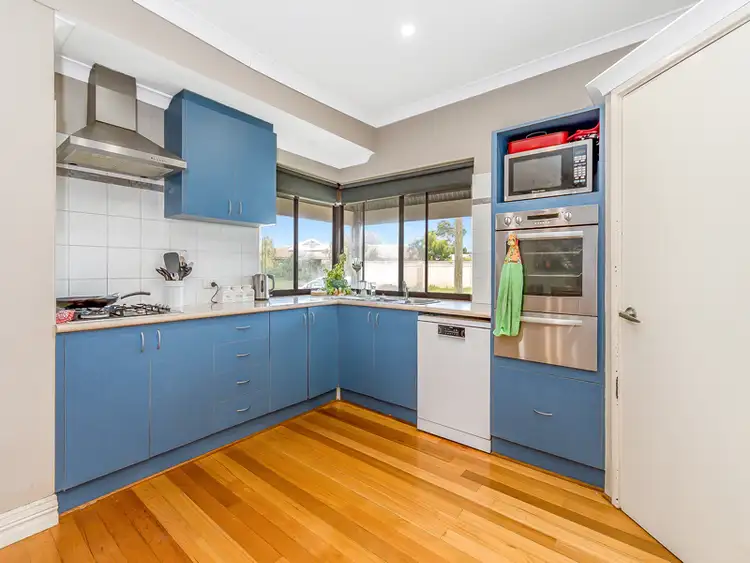 Sixth view of Homely house listing, 4 Mayfair Court, Cooloongup WA 6168