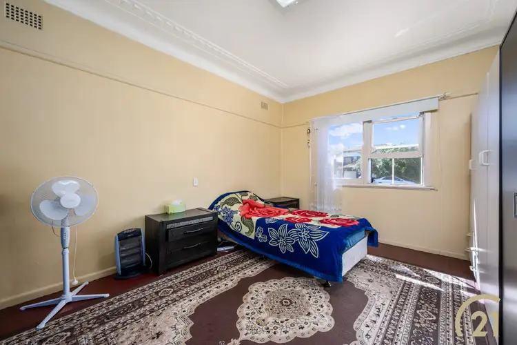 Fifth view of Homely house listing, 39 Avisford Street, Fairfield NSW 2165