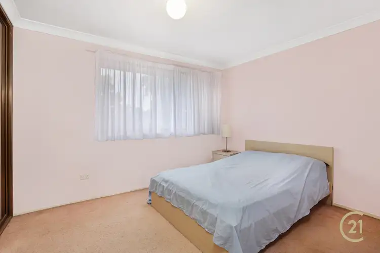 Fourth view of Homely townhouse listing, 1/201-207 Harrow Rd, Glenfield NSW 2167
