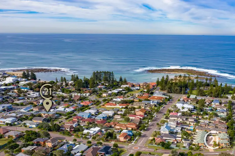 Second view of Homely townhouse listing, 2/112 Elsiemer Street, Toowoon Bay NSW 2261