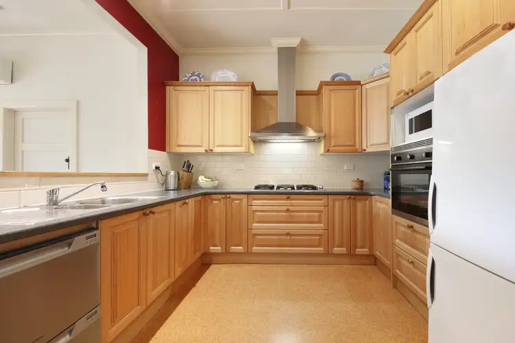 Fourth view of Homely house listing, 6 Barry Street, Bentleigh VIC 3204