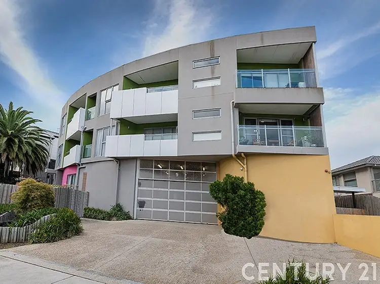 6/9 McFarlane Crescent, Dandenong VIC 3175