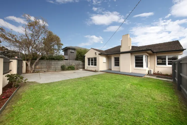 Main view of Homely unit listing, 1/127 East Boundary Road, Bentleigh East VIC 3165