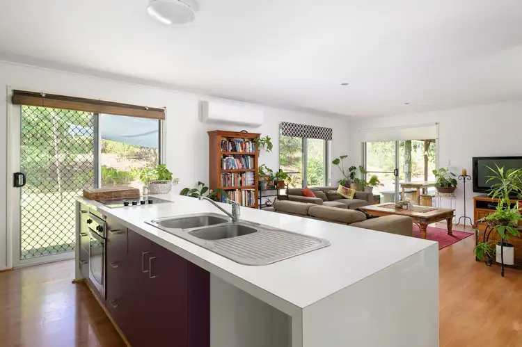 110 Long Road, Pie Creek QLD 4570