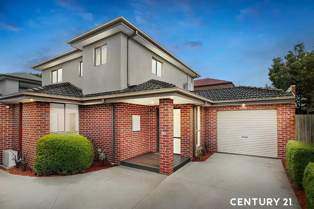 Main view of Homely townhouse listing, 2/7 Prince Street, Clayton VIC 3168