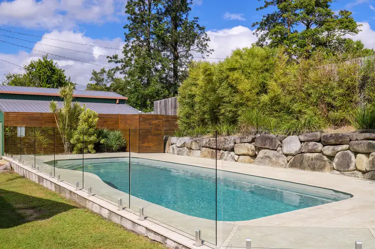 13 Heather Street, Southside QLD 4570