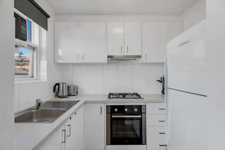 7/10-12 Gordon Street, Glenelg SA 5045