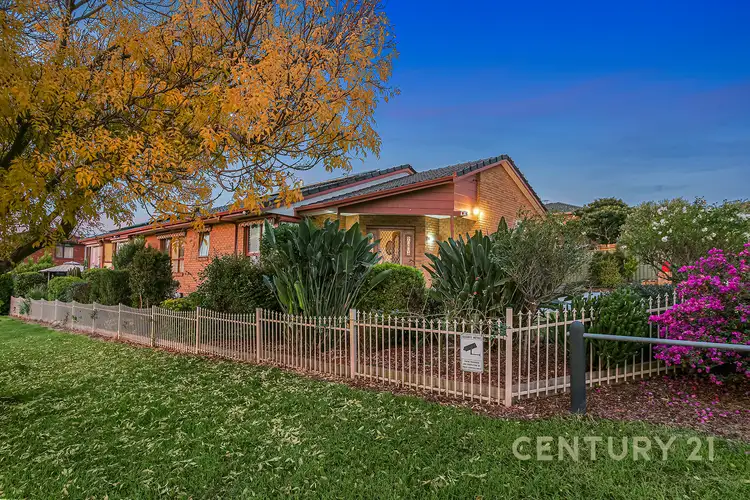 Second view of Homely house listing, 4 Schanck Place, Endeavour Hills VIC 3802