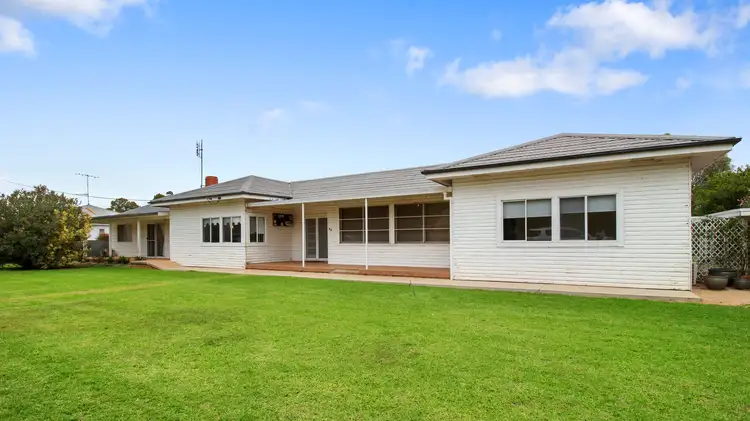 42 Oberon Street, Eugowra NSW 2806