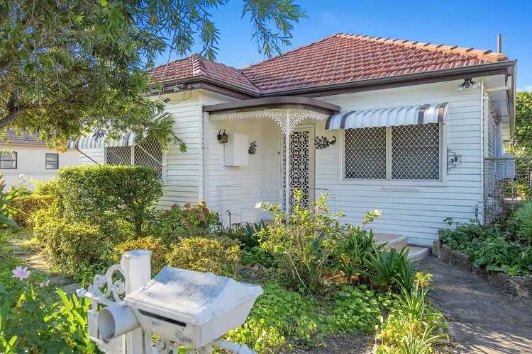 16 Young Road, New Lambton NSW 2305