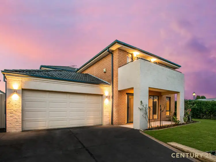 Main view of Homely house listing, 15 Juliet Gardens, Pakenham VIC 3810