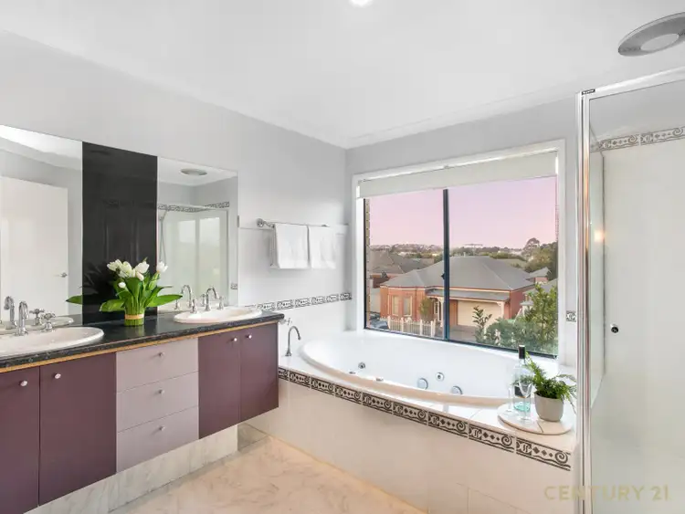 Fifth view of Homely house listing, 15 Juliet Gardens, Pakenham VIC 3810