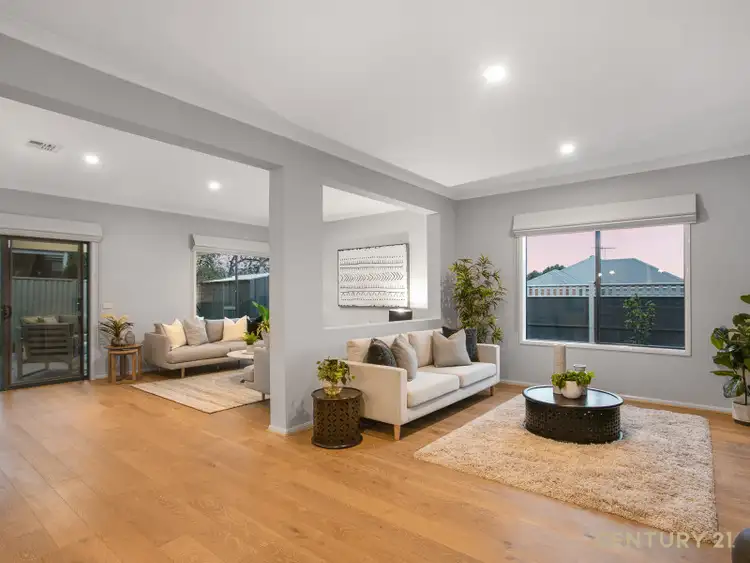 Sixth view of Homely house listing, 15 Juliet Gardens, Pakenham VIC 3810