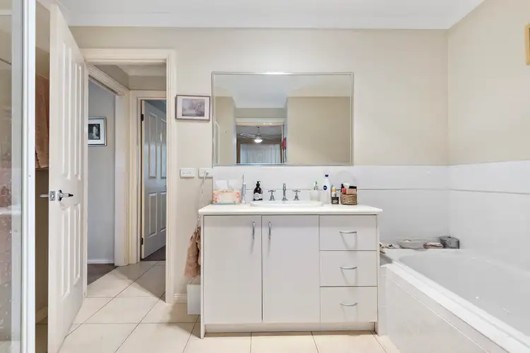 Sixth view of Homely house listing, 2/115 Goulburn Road, Echuca VIC 3564