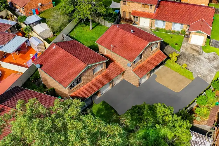 24 Christle Street, Green Point NSW 2251