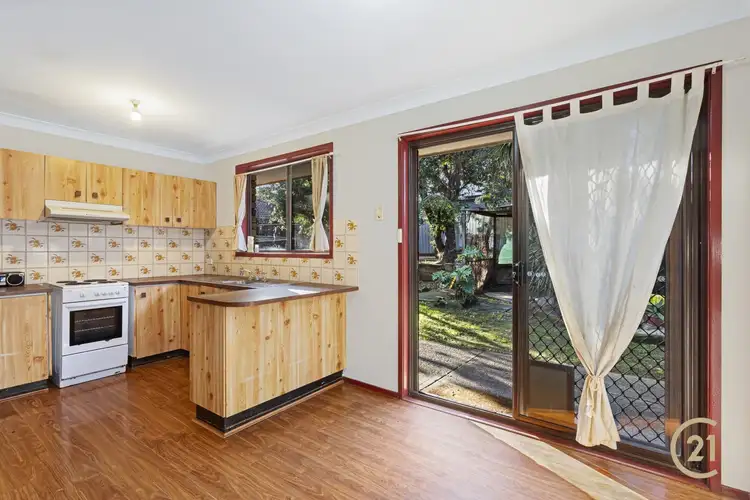 Fifth view of Homely house listing, 25 Woodlark Place, Glenfield NSW 2167