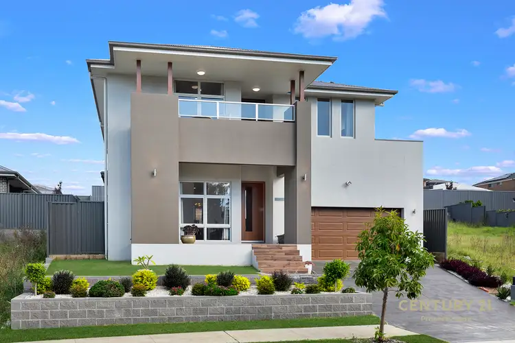 90 Mulholland Avenue, Campbelltown NSW 2560