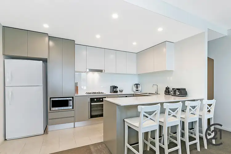 Unit 404/10 Hezlett Road