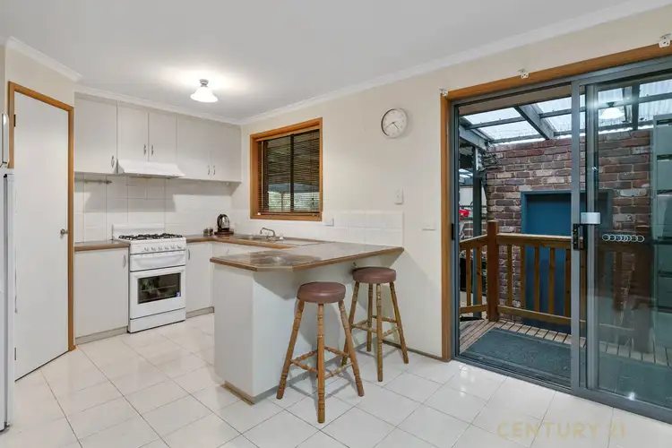 Sixth view of Homely house listing, 5 Gullquist Way, Pakenham VIC 3810