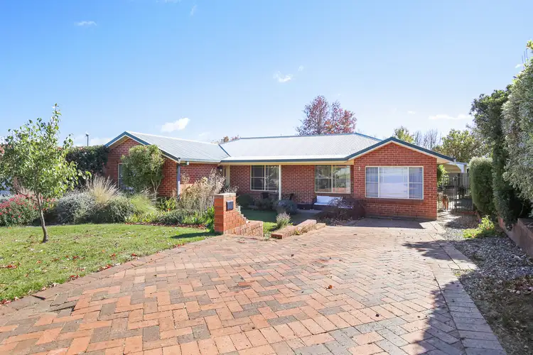 3 Sunset Place, Orange NSW 2800