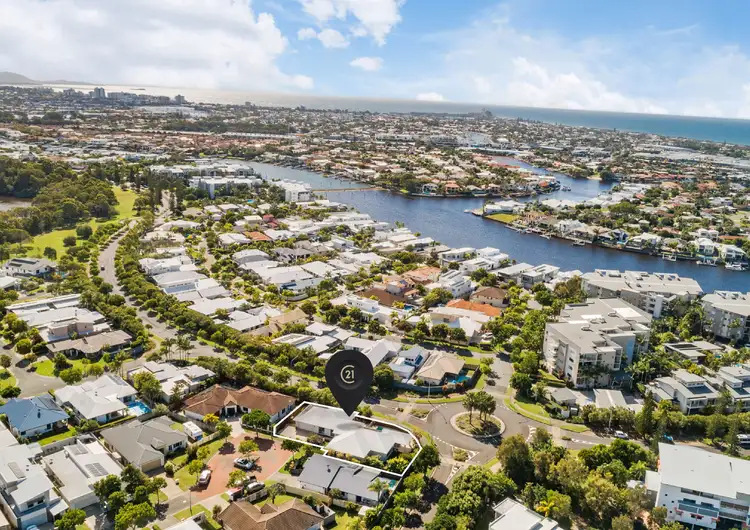 Second view of Homely house listing, 8 Castaway Court, Kawana Island QLD 4575