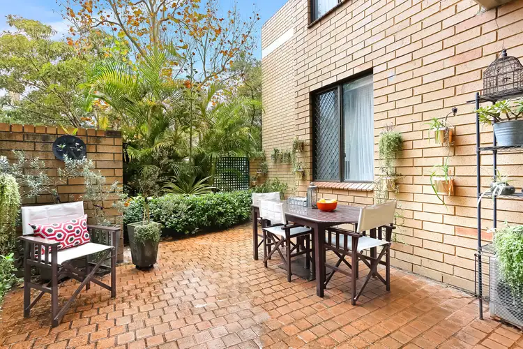Main view of Homely apartment listing, 17/11-33 Maddison Street, Redfern NSW 2016