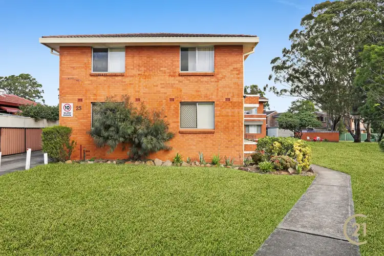 Main view of Homely unit listing, 5/25 Trafalgar Street, Glenfield NSW 2167