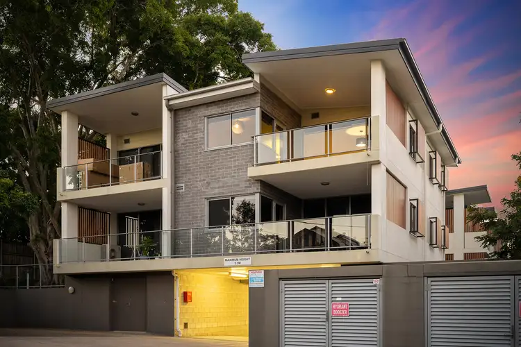 Main view of Homely unit listing, 15/62 Waldheim Street, Annerley QLD 4103