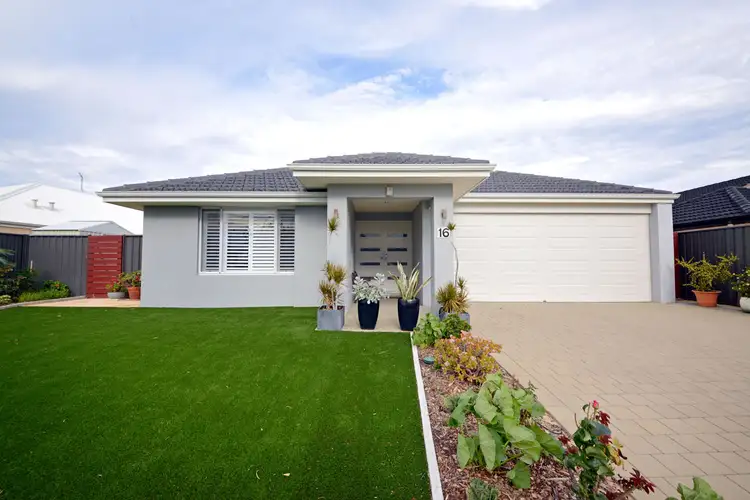16 Daytona Road, Yanchep WA 6035
