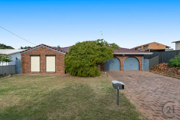 1 Priam Road, Silver Sands WA 6210