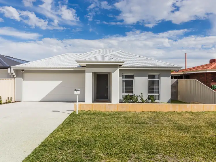 Main view of Homely house listing, 5 Satellite Place, Carlisle WA 6101