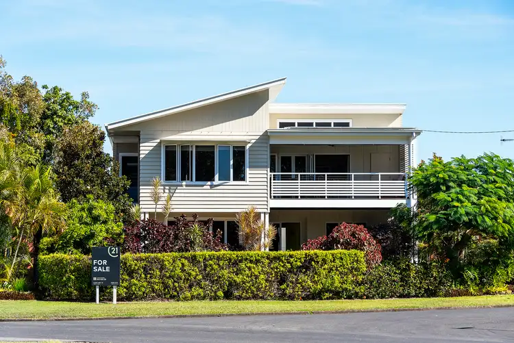 8 Gar Street, Tin Can Bay QLD 4580