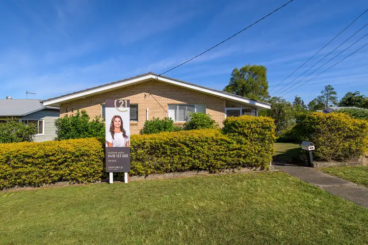 11 Rifle Range Road, Gympie QLD 4570