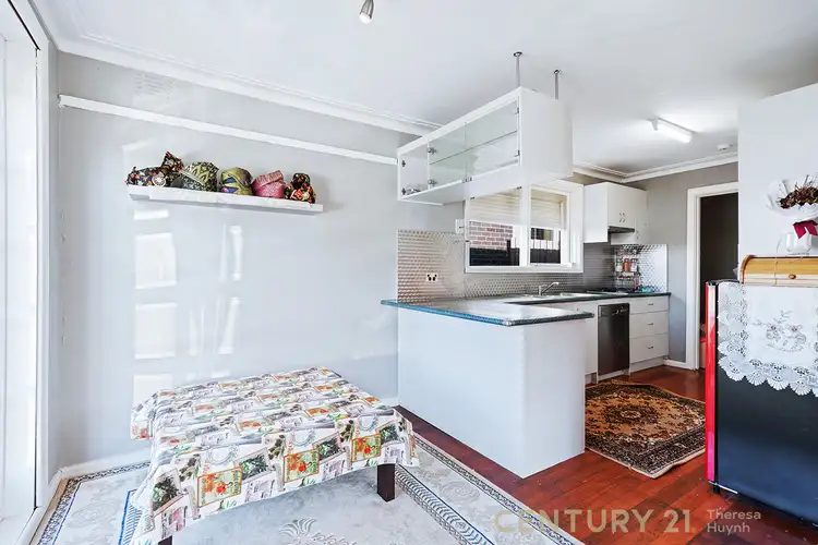 Fourth view of Homely house listing, 5 Gayle Court, Clayton South VIC 3169