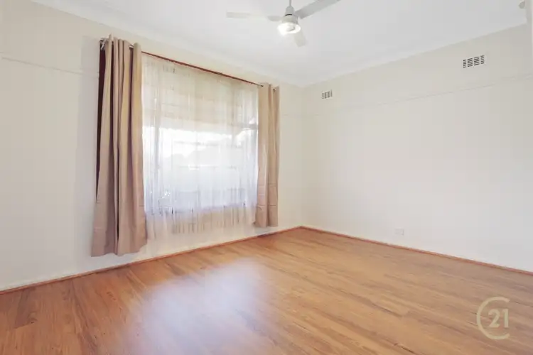 Fifth view of Homely house listing, 40 Fawcett Street, Glenfield NSW 2167