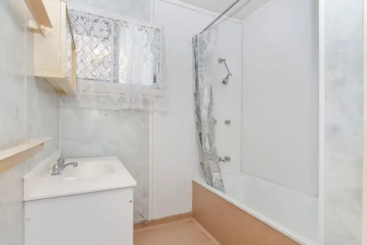 Fifth view of Homely house listing, 40 Daniels Street, Vincent QLD 4814