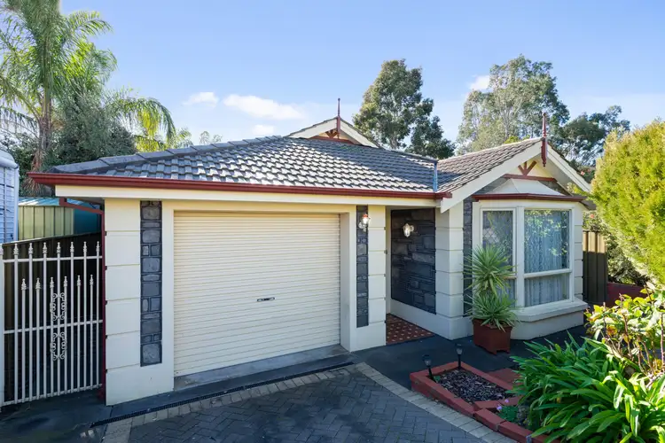 1 Moorfield Mews, Aberfoyle Park SA 5159