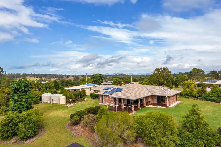 21 Arlington Road, Victory Heights QLD 4570