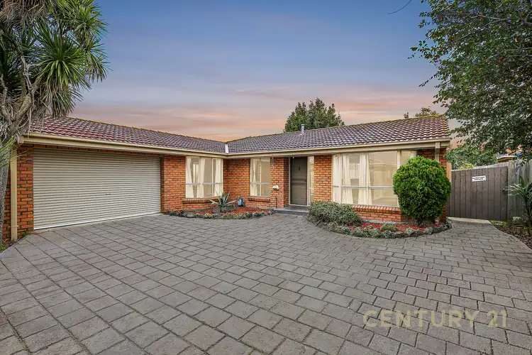 2/158 Gladstone Road, Dandenong North VIC 3175