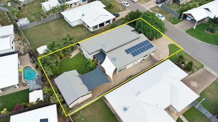 16 Romboli Court, Burdell QLD 4818