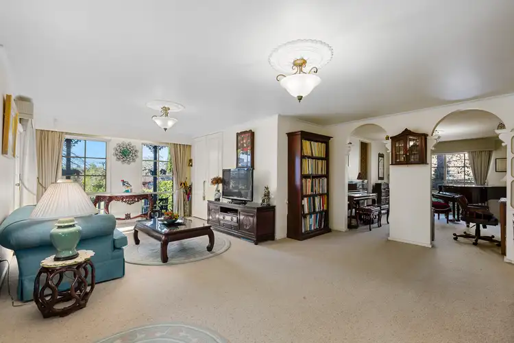 Second view of Homely house listing, 6 Farley Green Court, Vermont VIC 3133