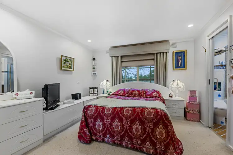 Sixth view of Homely house listing, 6 Farley Green Court, Vermont VIC 3133