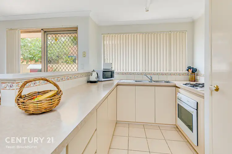 11 Belaring Place, Kenwick WA 6107