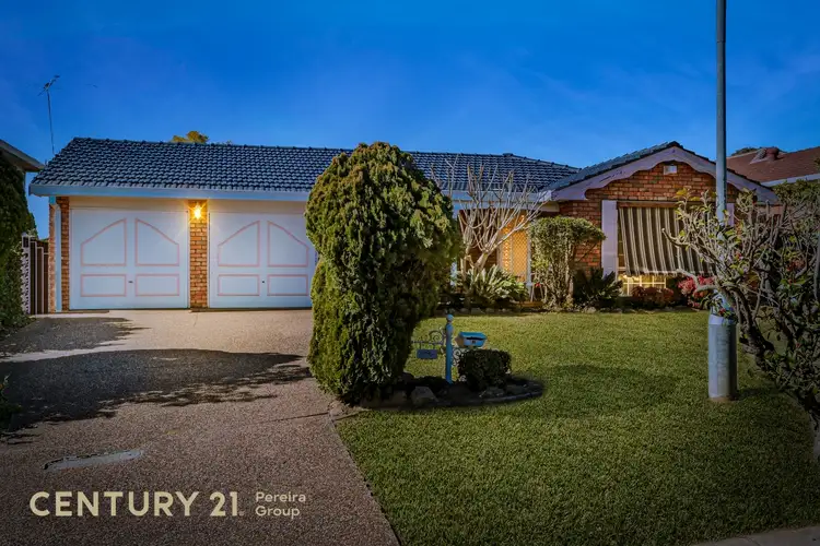 22 Chalcedony Street, Eagle Vale NSW 2558