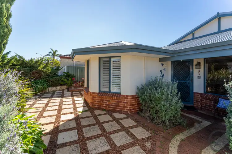 Seventh view of Homely house listing, 2 Peppertree Close, Wannanup WA 6210