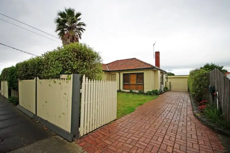 Main view of Homely house listing, 37 Connie Street, Bentleigh East VIC 3165