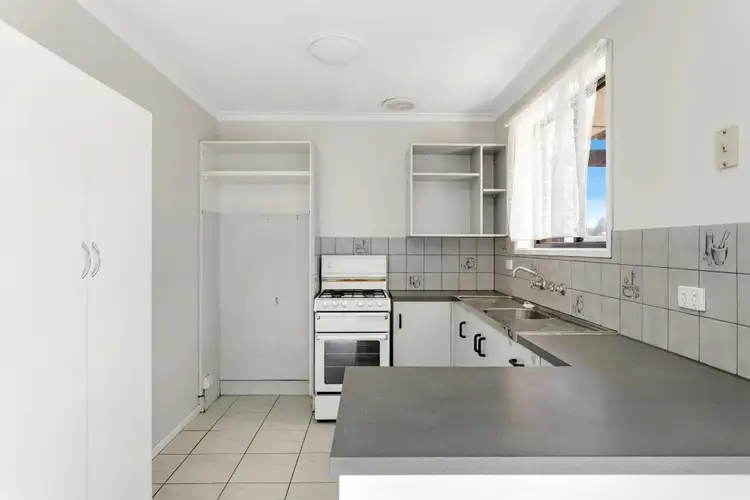 Third view of Homely house listing, 5 Windsor Court, Morphett Vale SA 5162