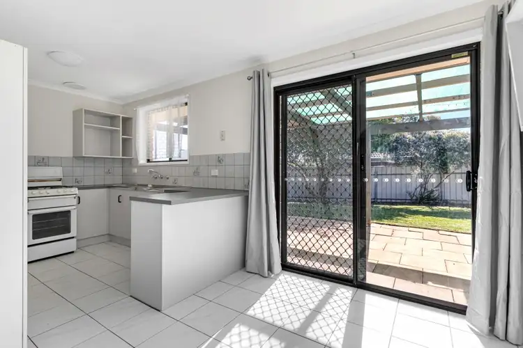 Fourth view of Homely house listing, 5 Windsor Court, Morphett Vale SA 5162