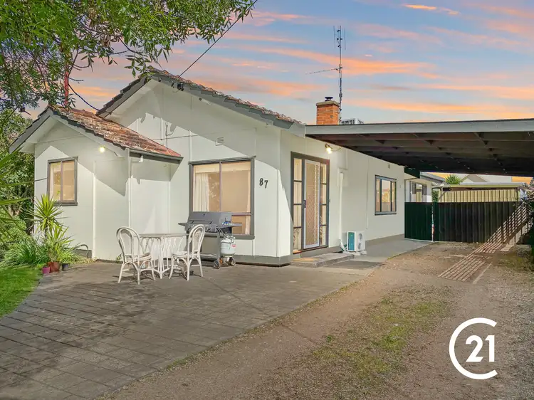 87 Hovell Street, Echuca VIC 3564